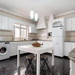 Pascoal House *